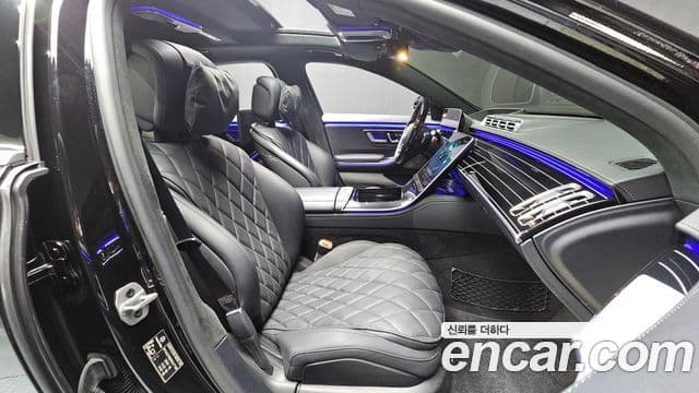 Mercedes-Benz S-Class 2023 — Photo 35/35