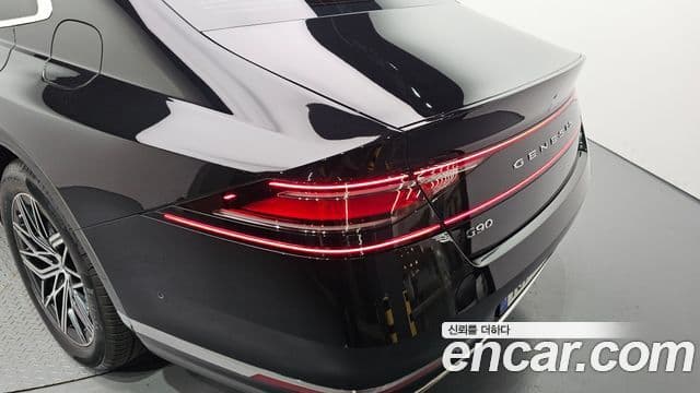 Genesis G90 2024 — Photo 7/36