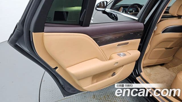 Genesis G90 2024 — Photo 13/36