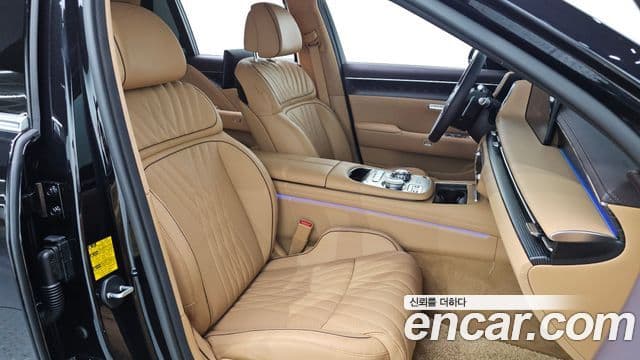 Genesis G90 2024 — Photo 4/36