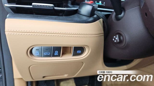 Genesis G90 2024 — Photo 26/36
