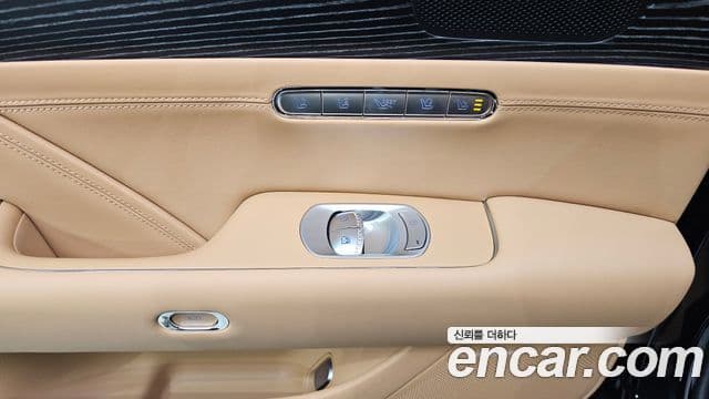 Genesis G90 2024 — Photo 27/36