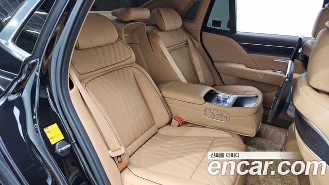 Genesis G90 2024 — Photo 23/36
