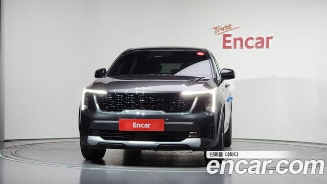 Kia Sorento 2023 — Фото 3/20