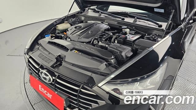 Hyundai Sonata 2019 — ფოტო 6/20