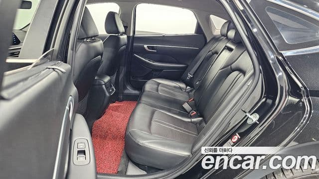 Hyundai Sonata 2019 — ფოტო 11/20