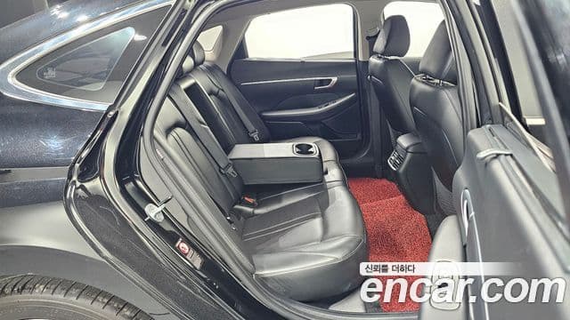 Hyundai Sonata 2019 — ფოტო 17/20
