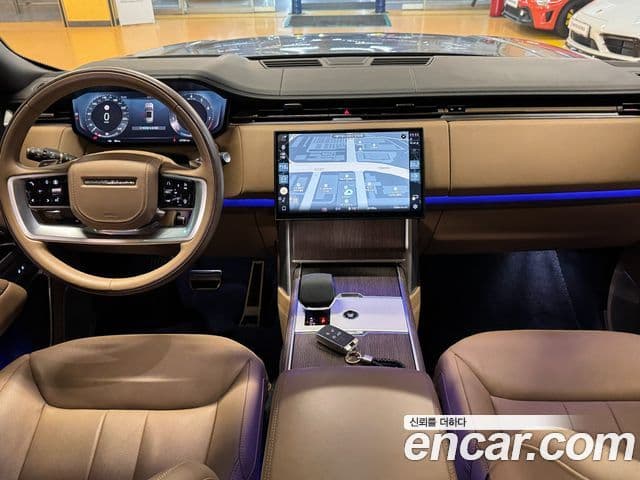 Land Rover Range Rover 2024 — Фото 8/20