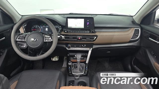 Kia Seltos 2021 — ფოტო 7/20