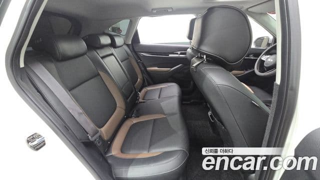 Kia Seltos 2021 — ფოტო 12/20