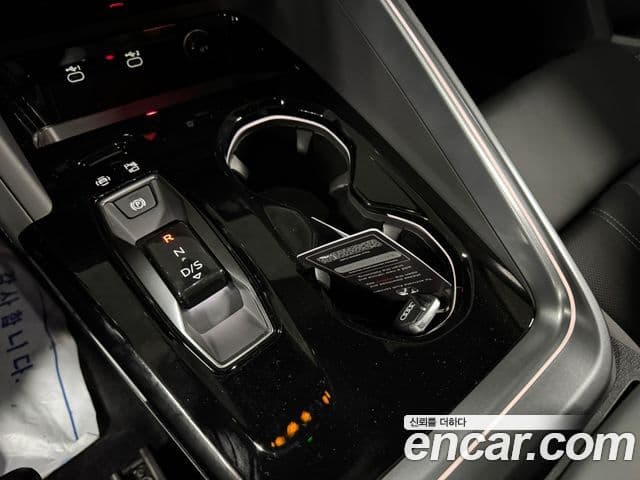 Audi Q5 2025 — ფოტო 12/16