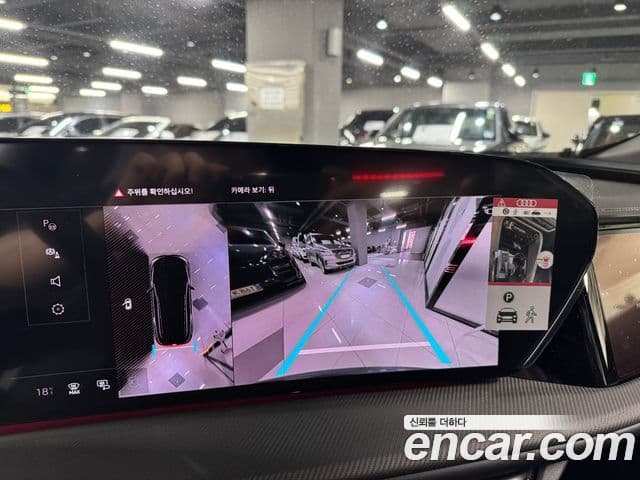 Audi Q5 2025 — ფოტო 14/16