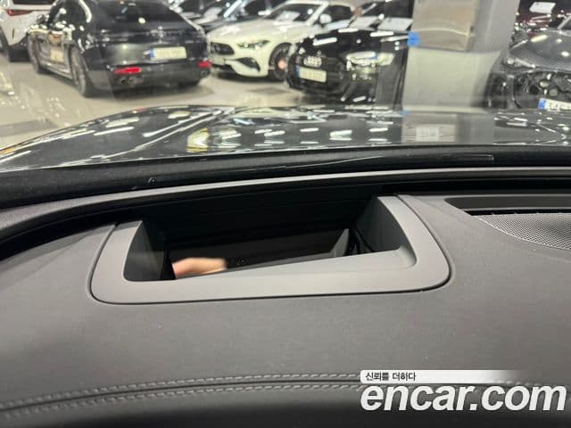 Audi Q5 2025 — ფოტო 15/16