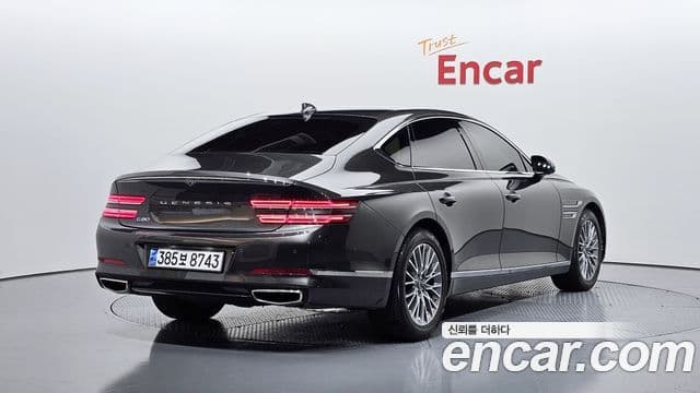 Genesis Electrified G80 2023 — ფოტო 2/20