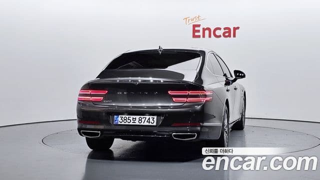 Genesis Electrified G80 2023 — ფოტო 4/20