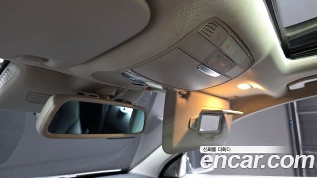 Mercedes-Benz C-Class 2018 — ფოტო 9/30