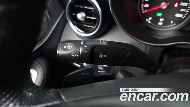 Mercedes-Benz C-Class 2018 — ფოტო 11/30