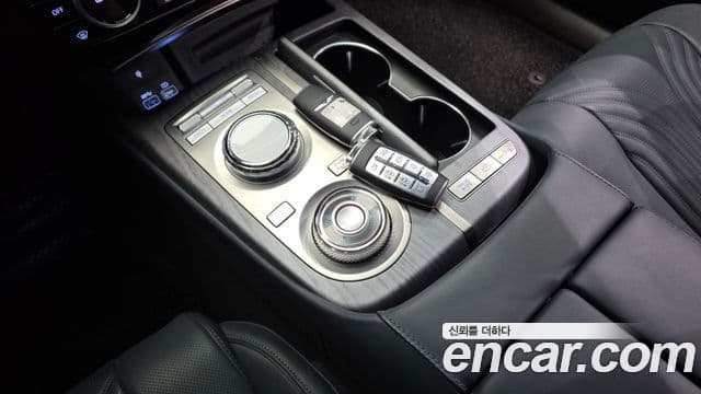 Genesis Electrified G80 2023 — ფოტო 9/20
