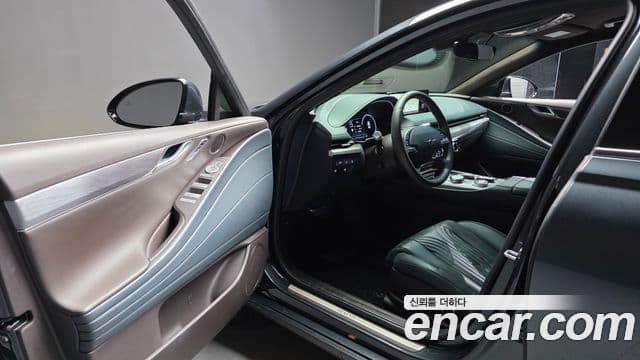 Genesis Electrified G80 2023 — ფოტო 10/20