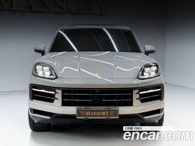 Porsche Cayenne 2024 — ფოტო 2/20
