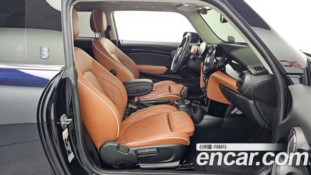 Mini Cooper S 2022 — Photo 20/34