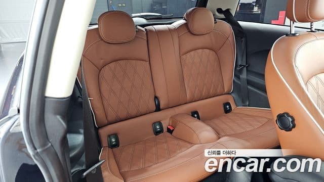 Mini Cooper S 2022 — Photo 9/34