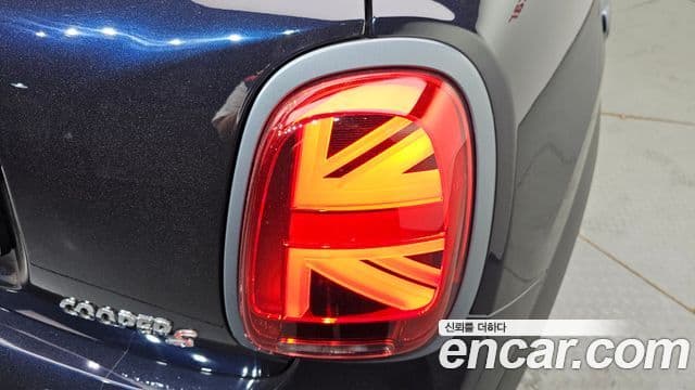 Mini Cooper S 2022 — Photo 5/34