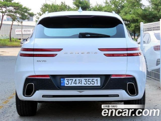 Genesis GV70 2023 — ფოტო 3/20