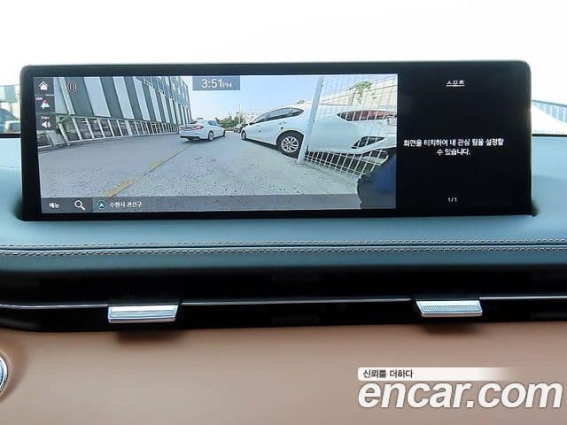 Genesis GV70 2023 — ფოტო 13/20
