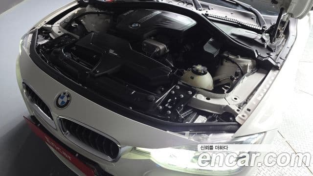 BMW 3 Series 2018 — Şəkil 6/20