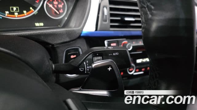 BMW 3 Series 2018 — Şəkil 20/20