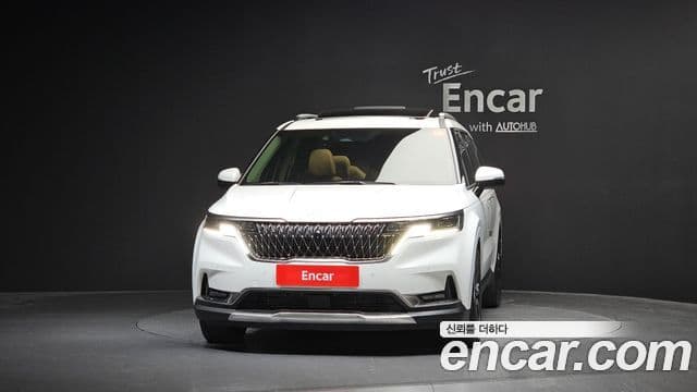 Kia Carnival 2022 — Фото 3/20