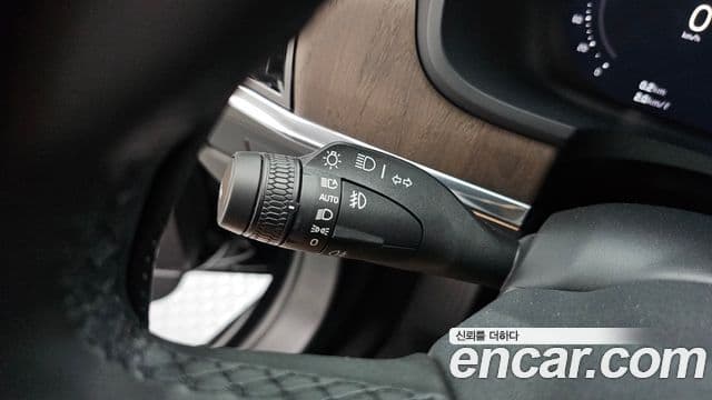 Volvo S90 2025 — Photo 11/34