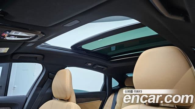 Volvo S90 2025 — Photo 8/34