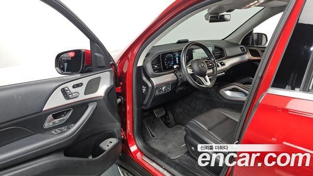 Mercedes-Benz GLE-Class 2019 — Şəkil 10/20