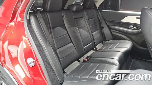 Mercedes-Benz GLE-Class 2019 — Şəkil 12/20