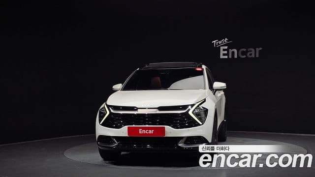 Kia Sportage 2023 — ფოტო 3/20