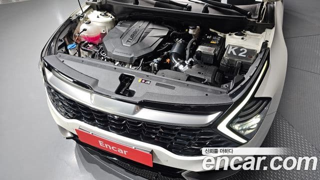 Kia Sportage 2023 — ფოტო 6/20