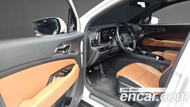 Kia Sportage 2023 — фото 10 из 20