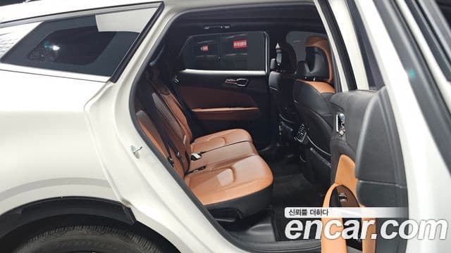 Kia Sportage 2023 — ფოტო 11/20