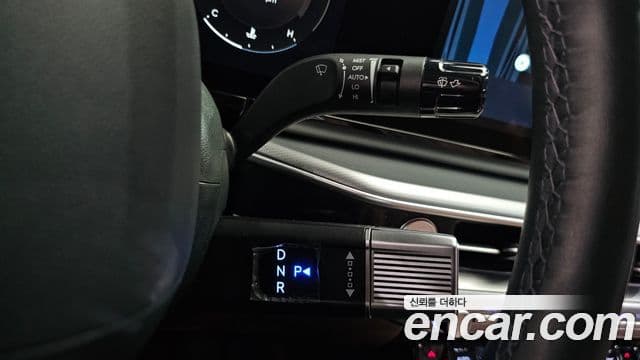 Hyundai Grandeur 2023 — ფოტო 9/20