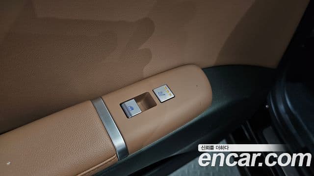Hyundai Grandeur 2023 — ფოტო 18/20