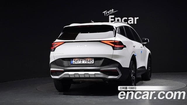 Kia Sportage 2021 — Фото 4/20