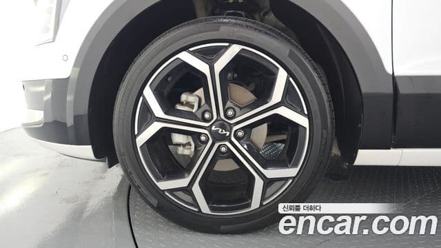 Kia Niro 2022 — фото 4 из 20
