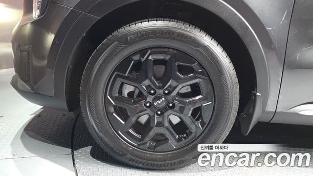 Kia Sorento 2023 — фото 5 из 20