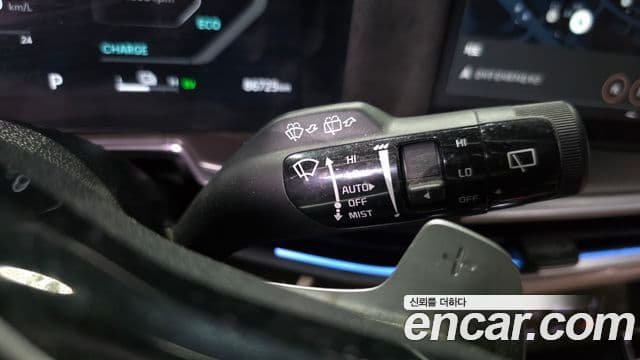 Kia Sorento 2023 — фото 18 из 20