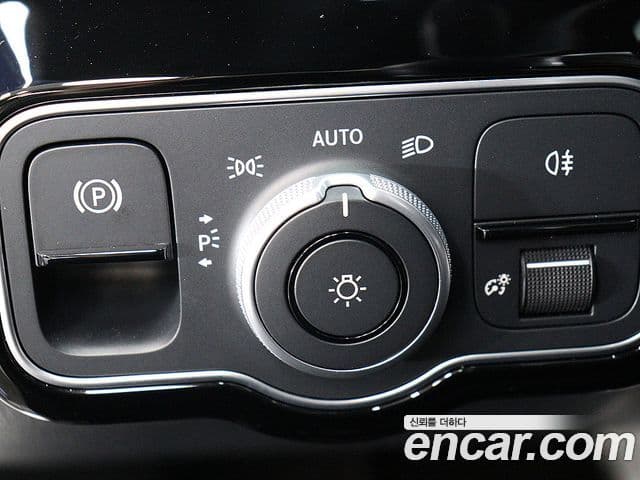 Mercedes-Benz CLA-Class 2024 — фото 12 из 20