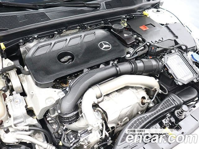 Mercedes-Benz CLA-Class 2024 — Şəkil 19/20