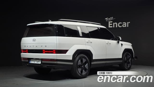Hyundai Santa Fe 2023 — ფოტო 2/20