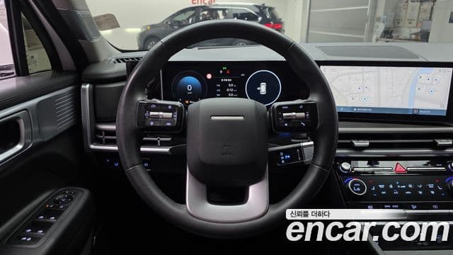 Hyundai Santa Fe 2023 — ფოტო 16/20